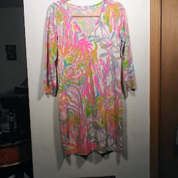 Lilly Pulitzer Christie Knee Length V neck Dress Color:Pink Size: M - Picture 5 of 14